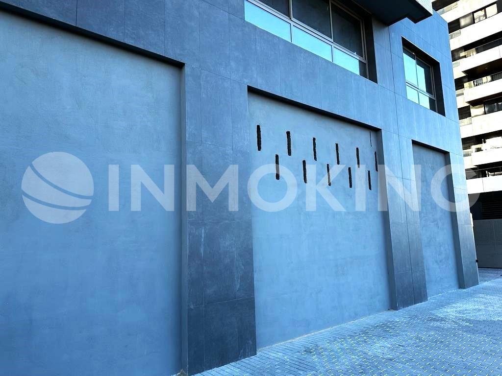 Foto de la propiedad Local comercial con gran visibilidad en Quatre Carreres, Valencia 